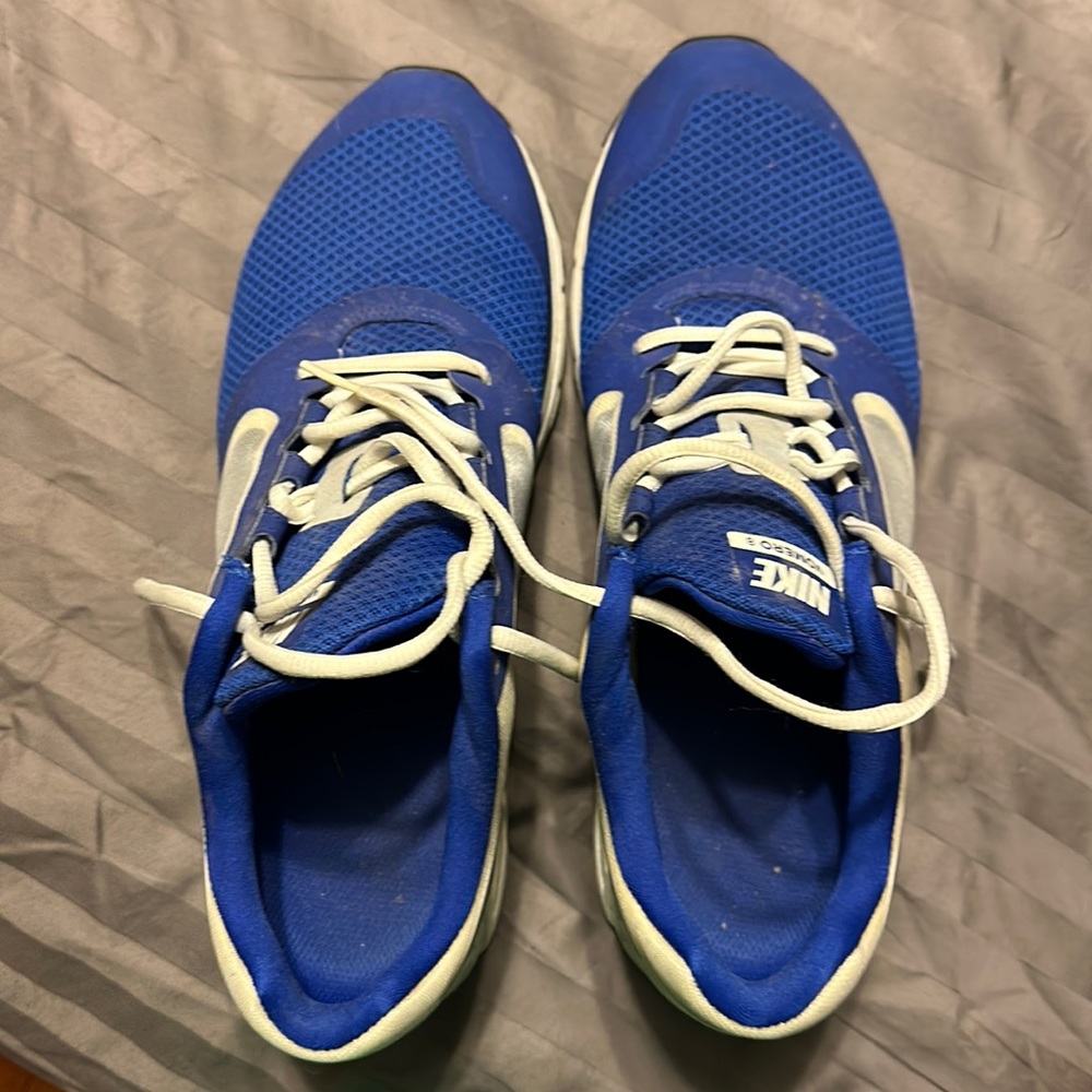 Nike vomero 8